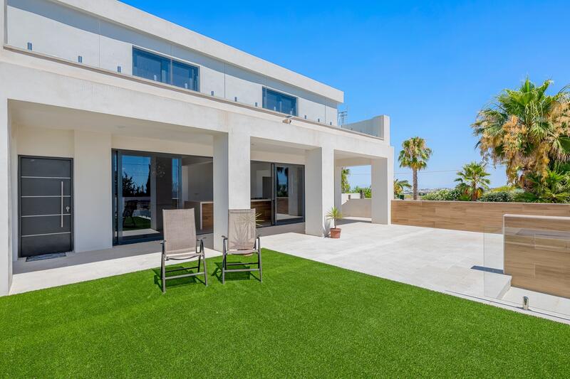8 slaapkamer Landhuis Te koop 8 slaapkamer Landhuis Te koop