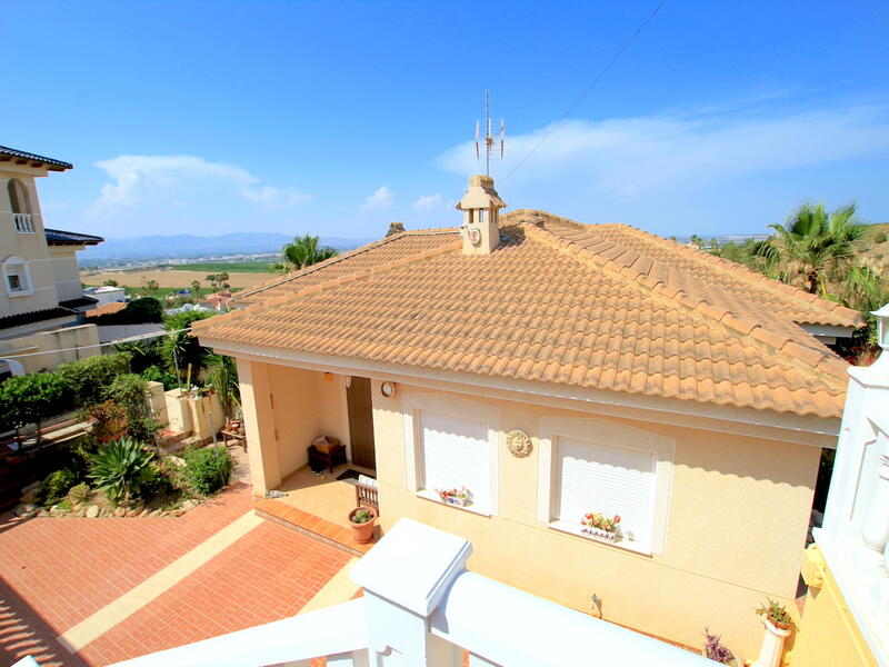3 Cuarto Villa en venta