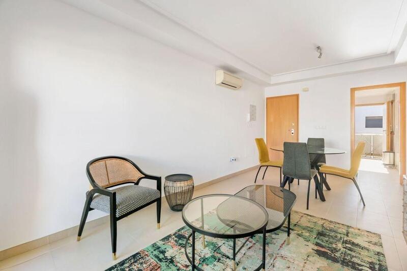 2 slaapkamer Appartement Te koop 2 slaapkamer Appartement Te koop