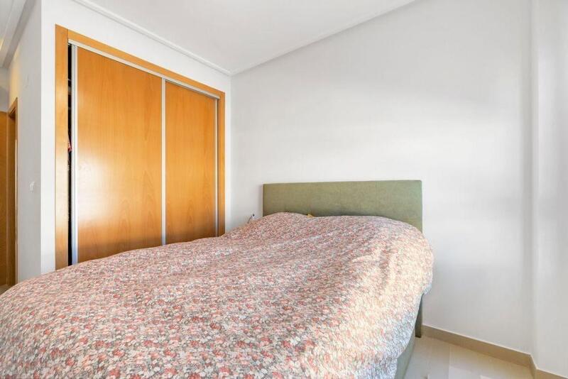 2 slaapkamer Appartement Te koop 2 slaapkamer Appartement Te koop