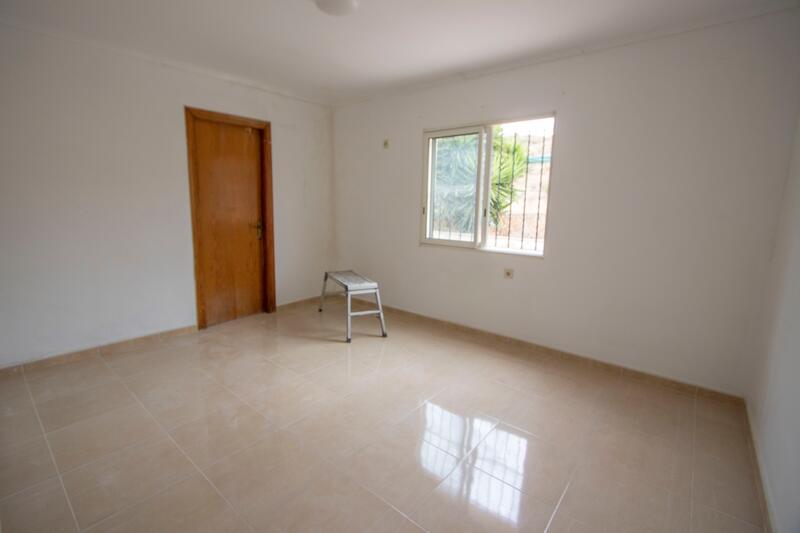 4 bedroom Country House for sale 4 bedroom Country House for sale