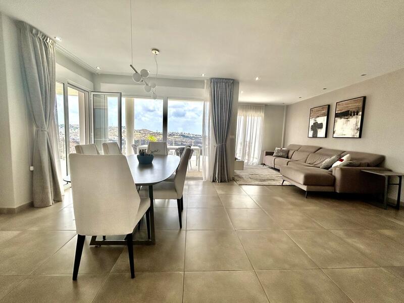 4 Cuarto Villa en venta