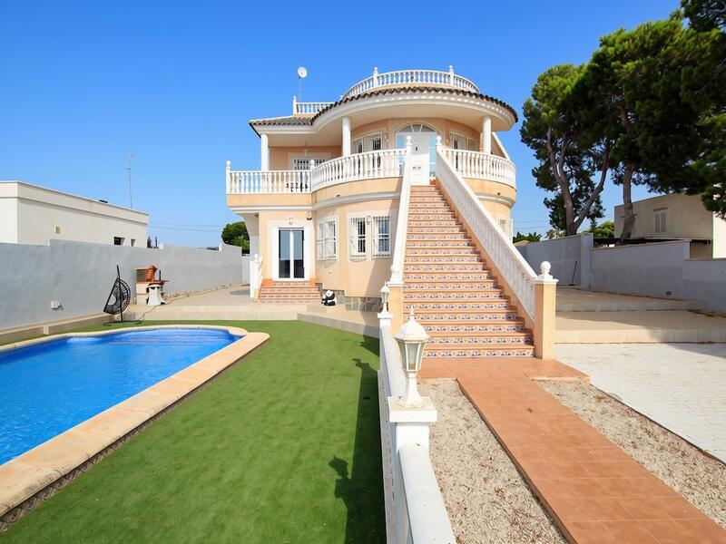 5 bedroom Villa for sale 5 bedroom Villa for sale