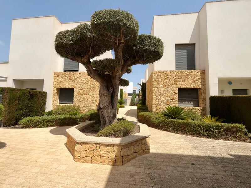 2 bedroom Villa for sale 2 bedroom Villa for sale