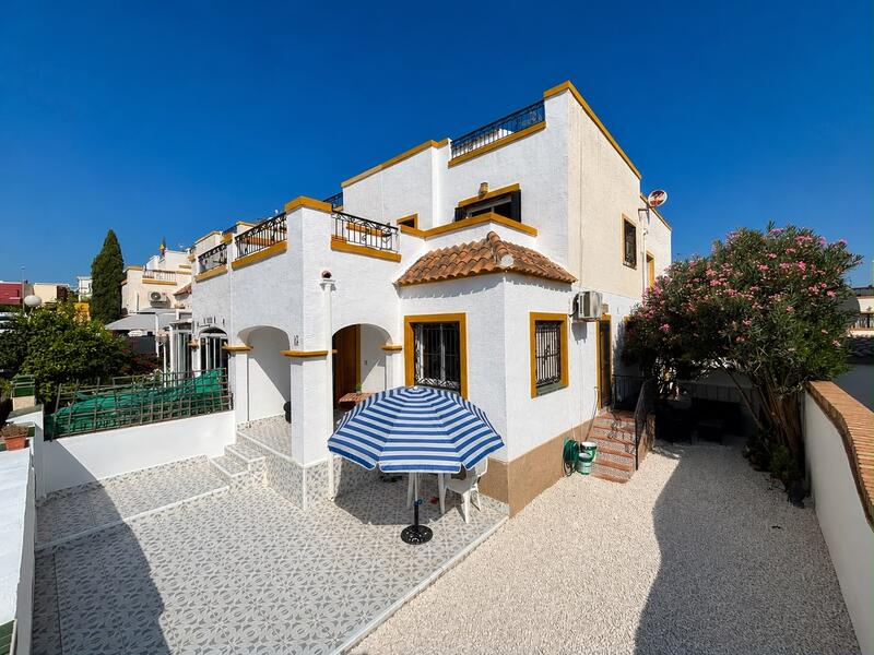 Gezinswoning Te koop in Los Altos, Alicante
