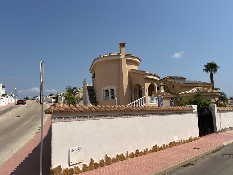 2 bedroom Villa for sale 2 bedroom Villa for sale