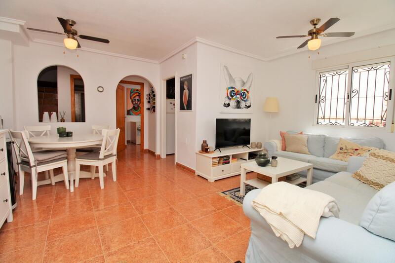 3 bedroom Townhouse for sale