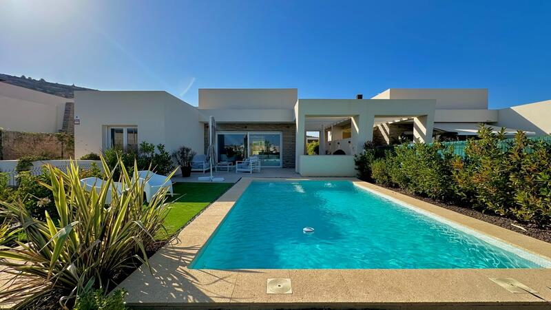3 bedroom Villa for sale 3 bedroom Villa for sale