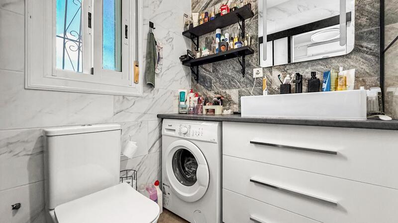1 slaapkamer Gezinswoning Te koop