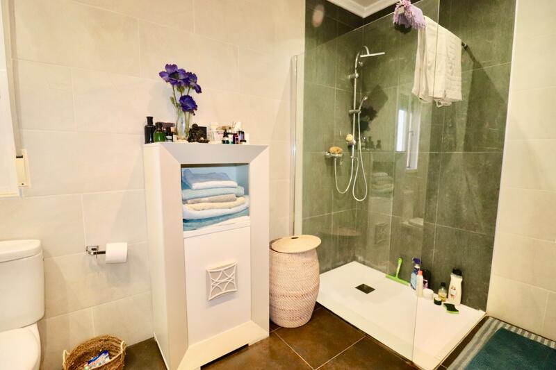 4 bedroom Country House for sale