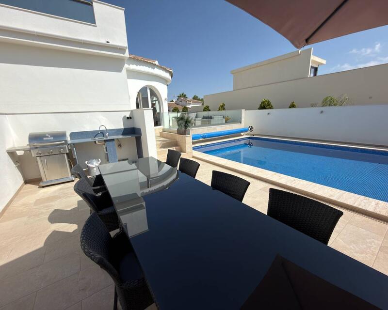 3 bedroom Villa for sale 3 bedroom Villa for sale