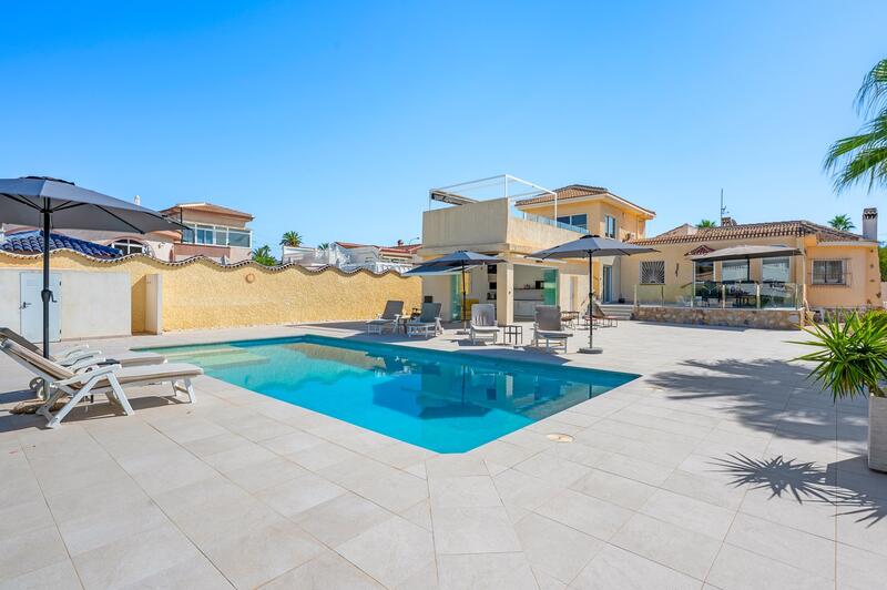 вилла продается в Ciudad Quesada, Alicante