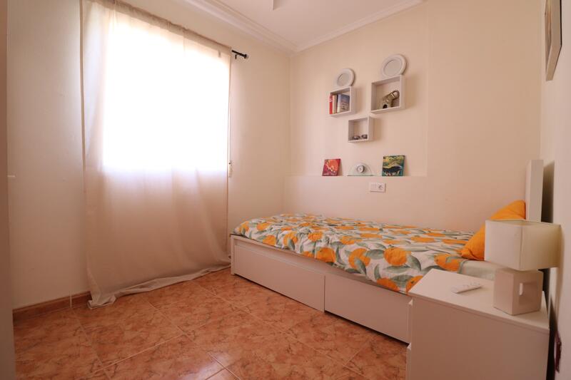 2 Schlafzimmer Stadthaus zu verkaufen
