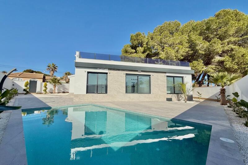 4 bedroom Villa for sale 4 bedroom Villa for sale