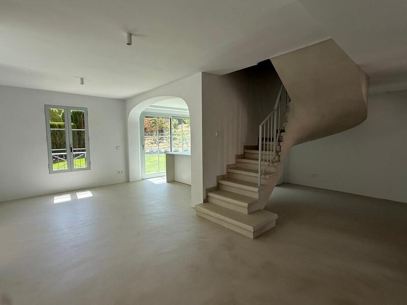 5 bedroom Duplex for sale