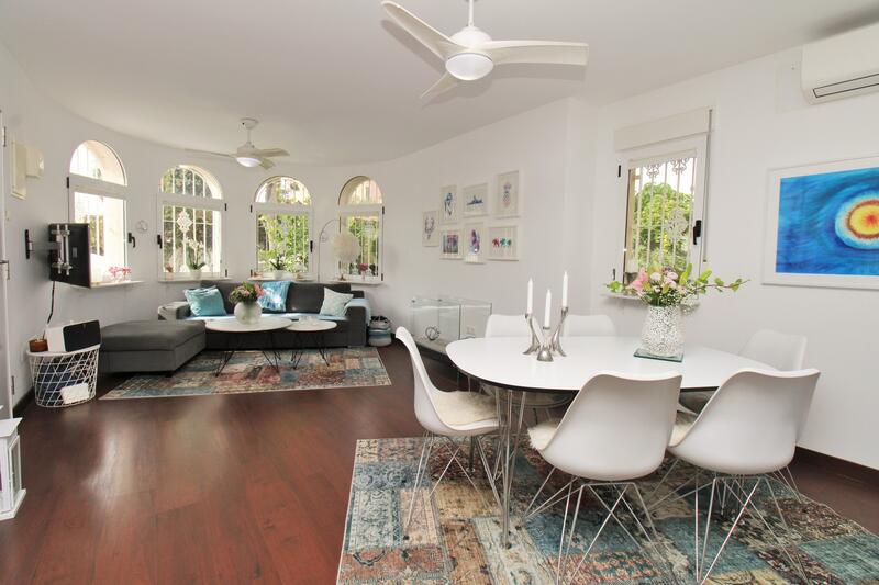 3 Schlafzimmer Villa zu verkaufen 3 Schlafzimmer Villa zu verkaufen