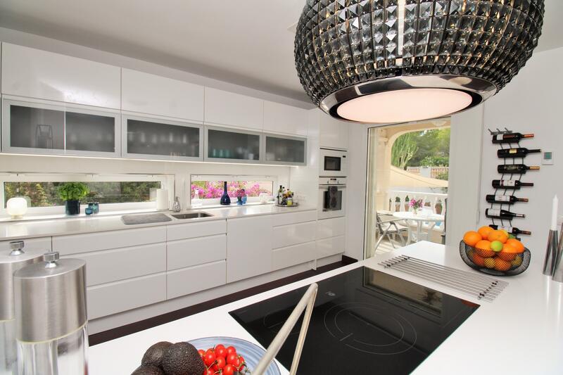 3 Schlafzimmer Villa zu verkaufen 3 Schlafzimmer Villa zu verkaufen