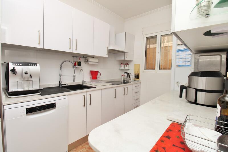 3 Schlafzimmer Villa zu verkaufen 3 Schlafzimmer Villa zu verkaufen
