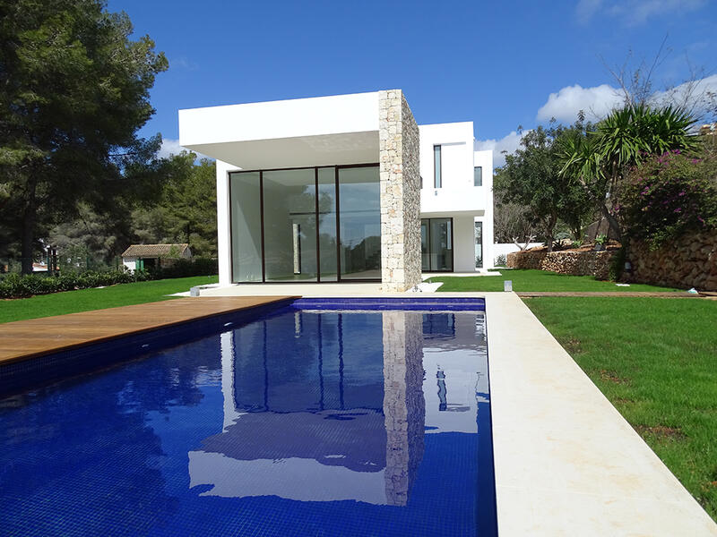 Villa for sale in Moraira, Alicante