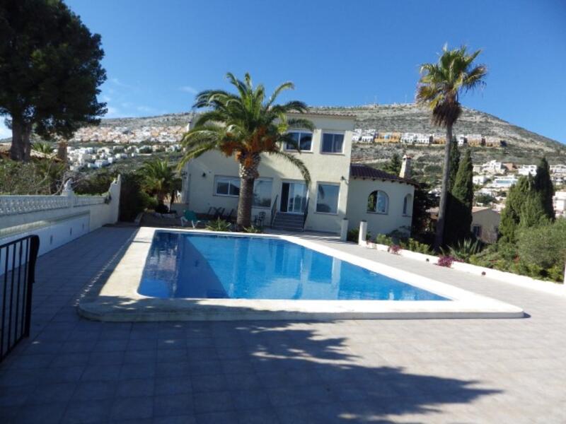 Villa en venta en Benitachell, Alicante