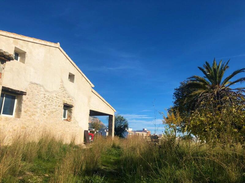 Villa zu verkaufen in Gata de Gorgos, Alicante