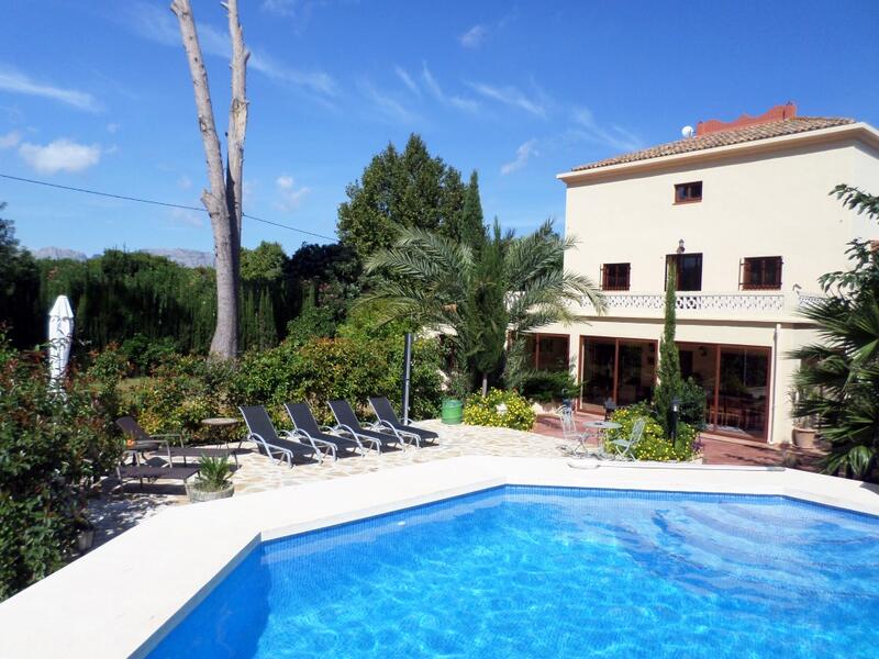 6 Cuarto Villa en venta