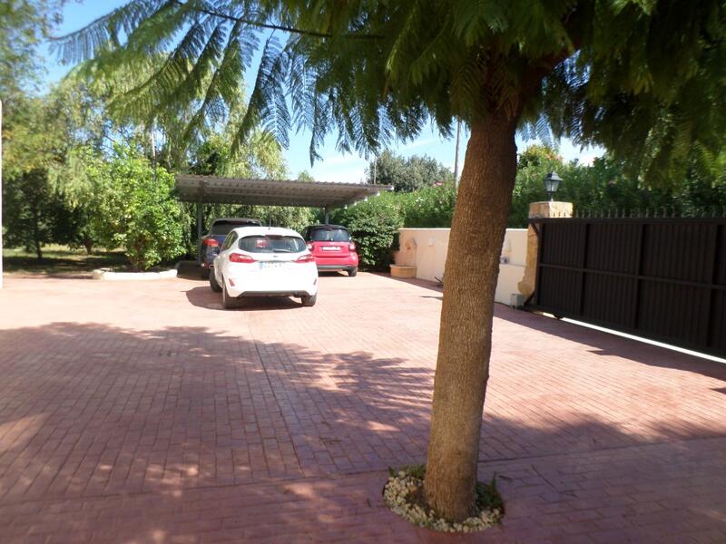 6 Cuarto Villa en venta