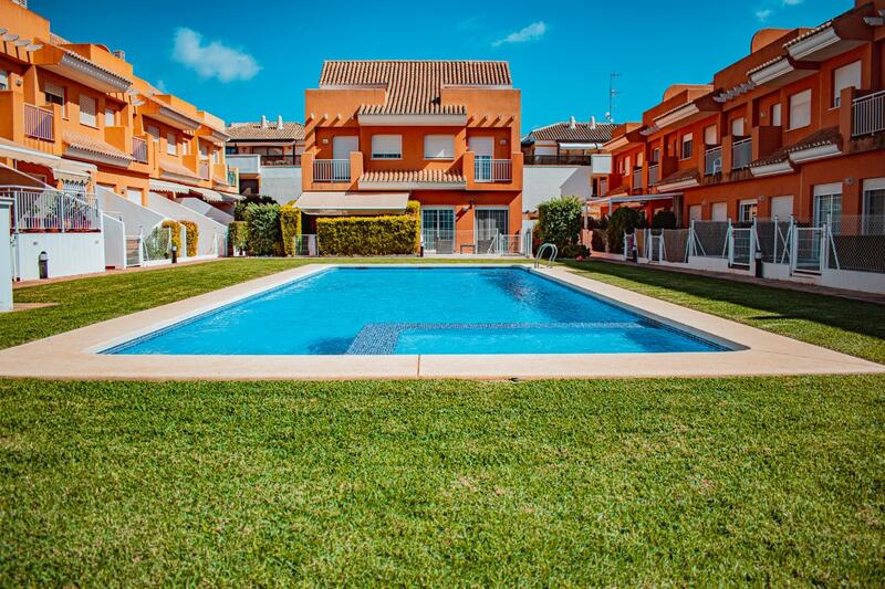 Villa en venta en Javea, Alicante