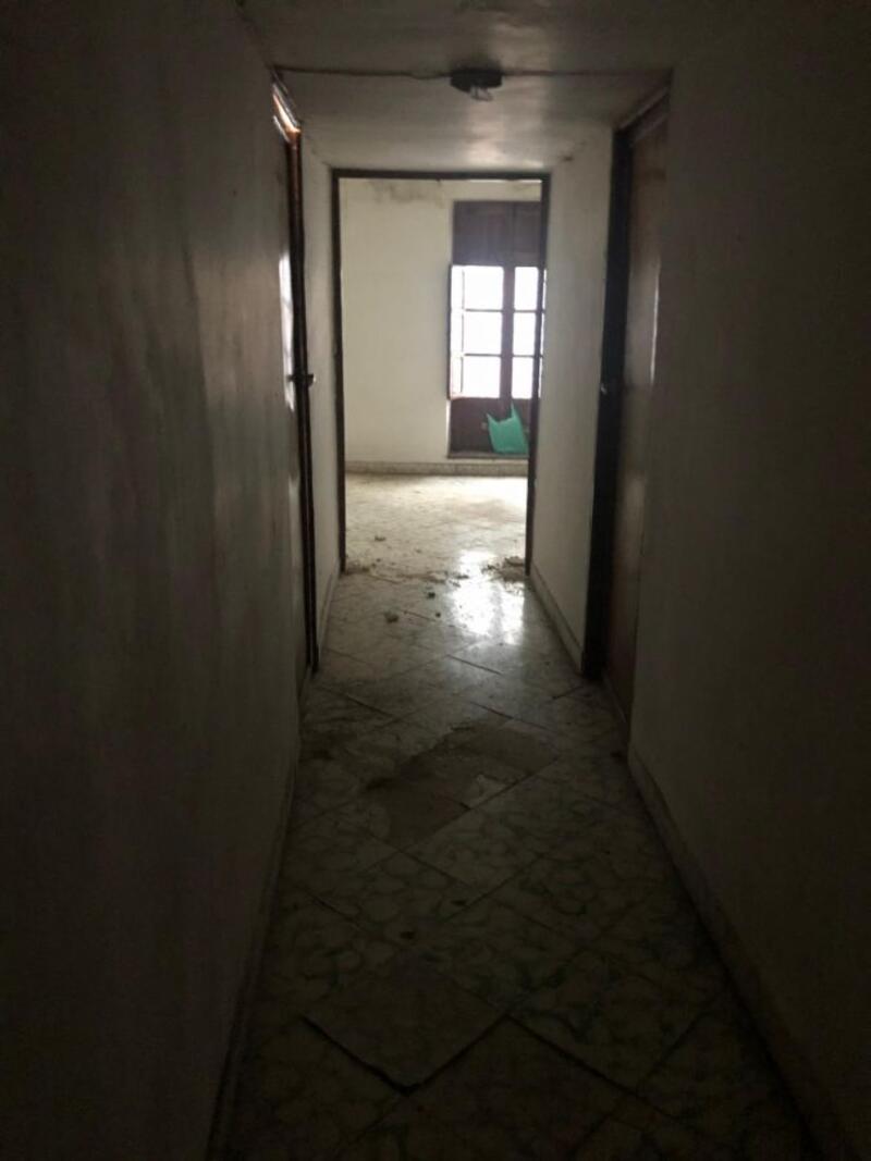 4 bedroom Townhouse for sale