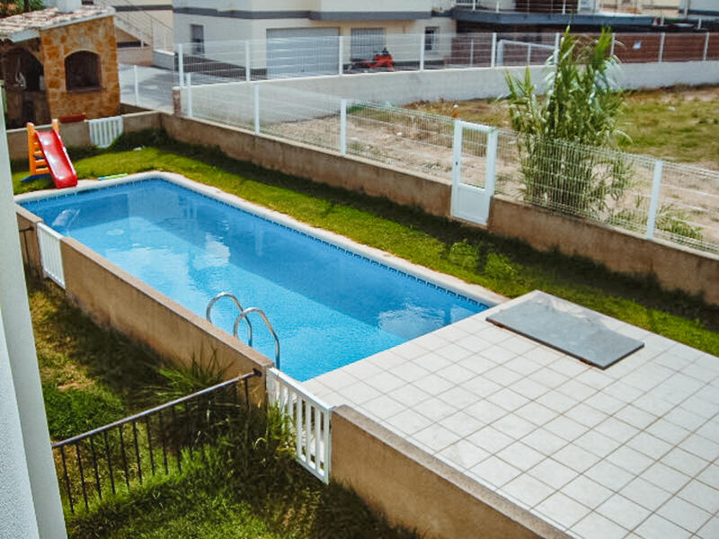 3 Schlafzimmer Stadthaus zu verkaufen