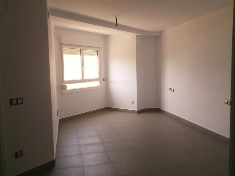 3 bedroom Apartment for Long Term Rent