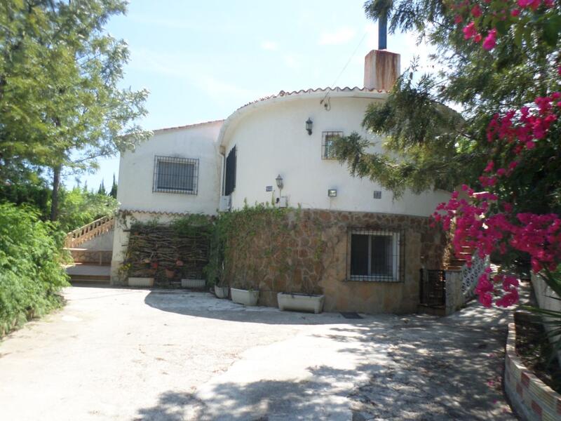 Villa en venta en Denia, Alicante