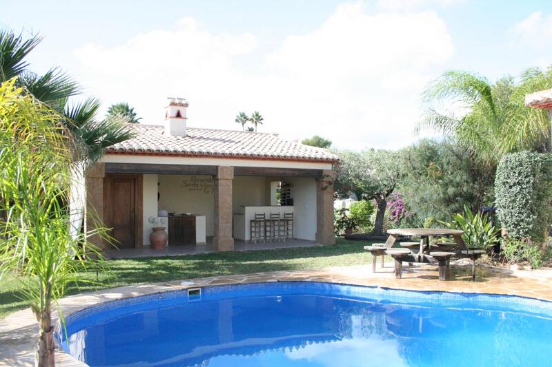 3 bedroom Villa for Long Term Rent