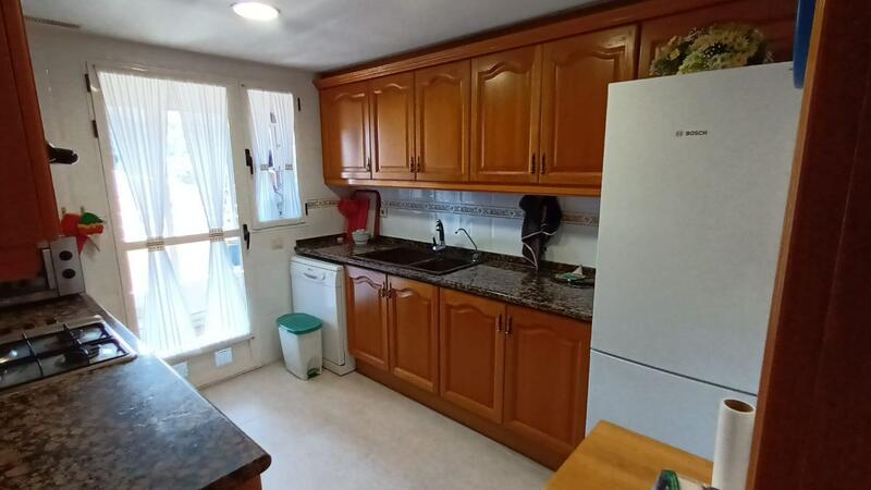 2 bedroom Apartment for Long Term Rent