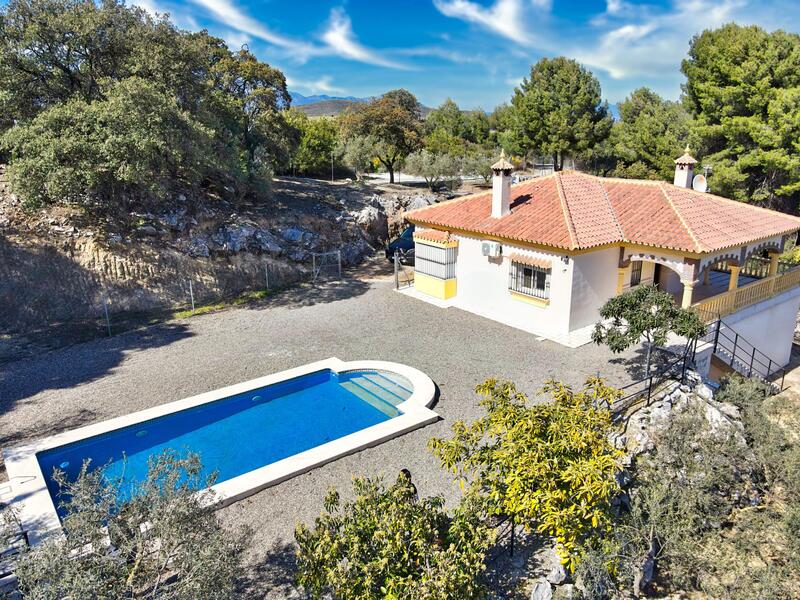 Casa de Campo en venta en Coin, Málaga