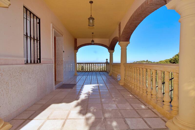 2 bedroom Country House for sale