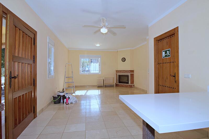 2 bedroom Country House for sale