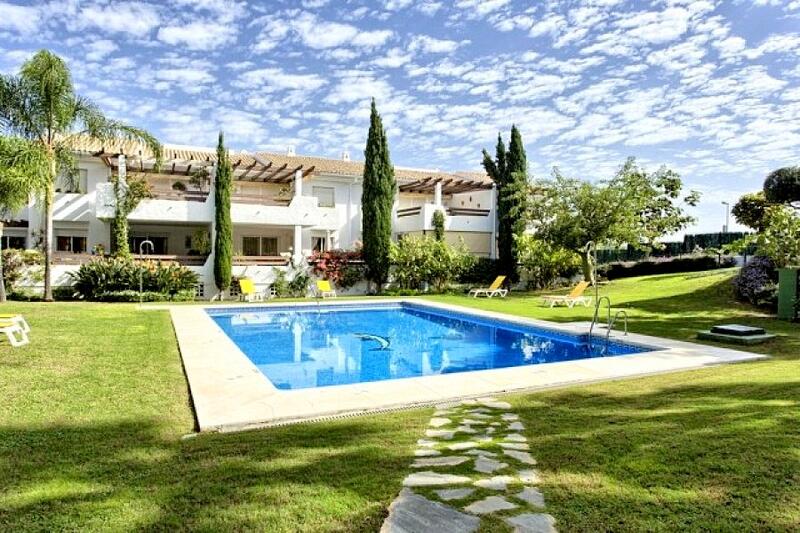 Apartment for sale in Estepona, Málaga