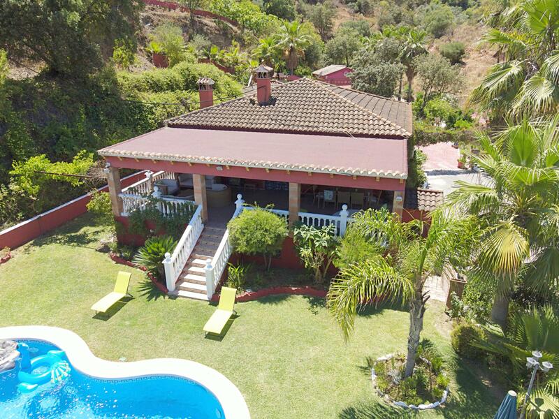 6 Cuarto Casa de Campo en venta