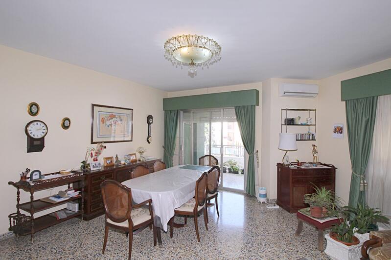 4 bedroom Apartment for sale