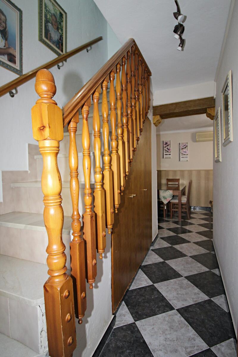 4 bedroom Apartment for sale