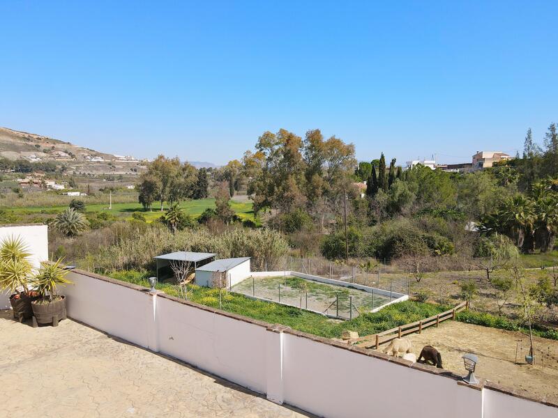 4 bedroom Country House for sale