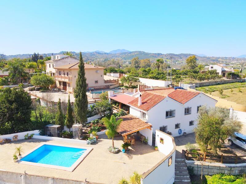 4 bedroom Country House for sale