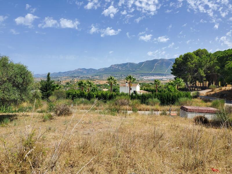 Villa for sale in Alhaurin el Grande, Málaga