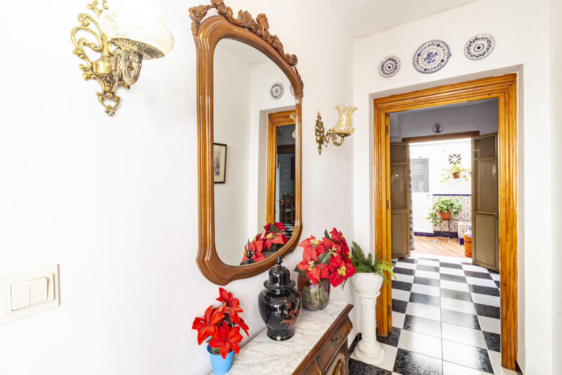 5 Schlafzimmer Landhaus zu verkaufen