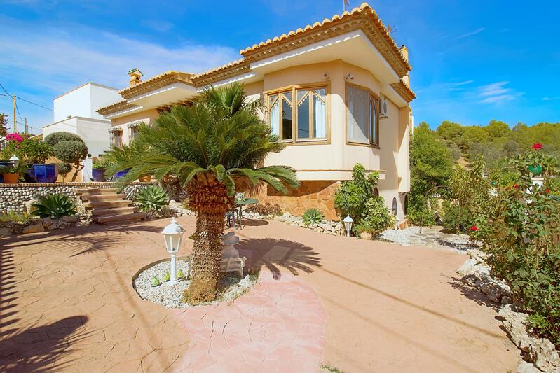 Villa til salg i Torremolinos, Málaga