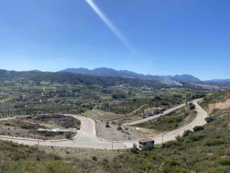 Casa de Campo en venta en Coin, Málaga