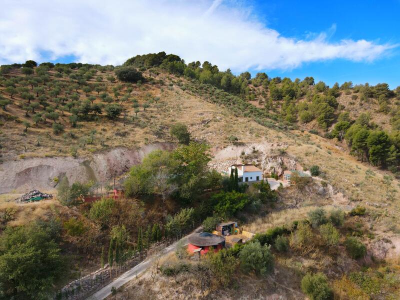 3 bedroom Country House for sale