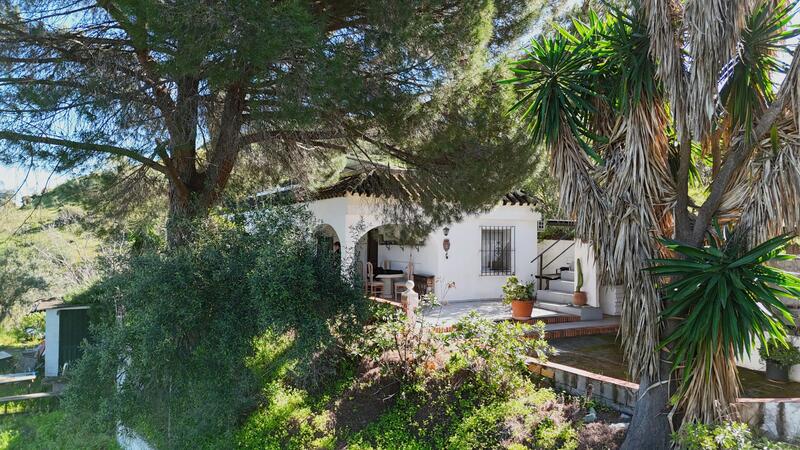 4 bedroom Country House for sale