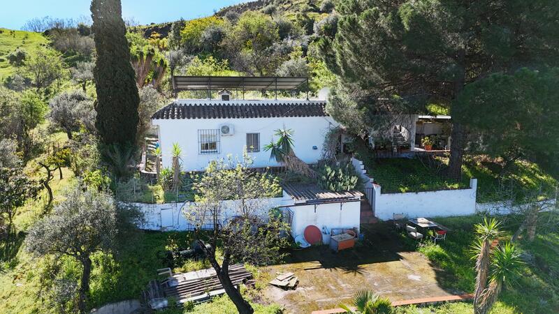 4 bedroom Country House for sale